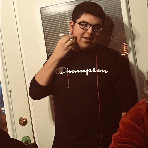 Meet your Posher, Trisha - Picture 6 of 8